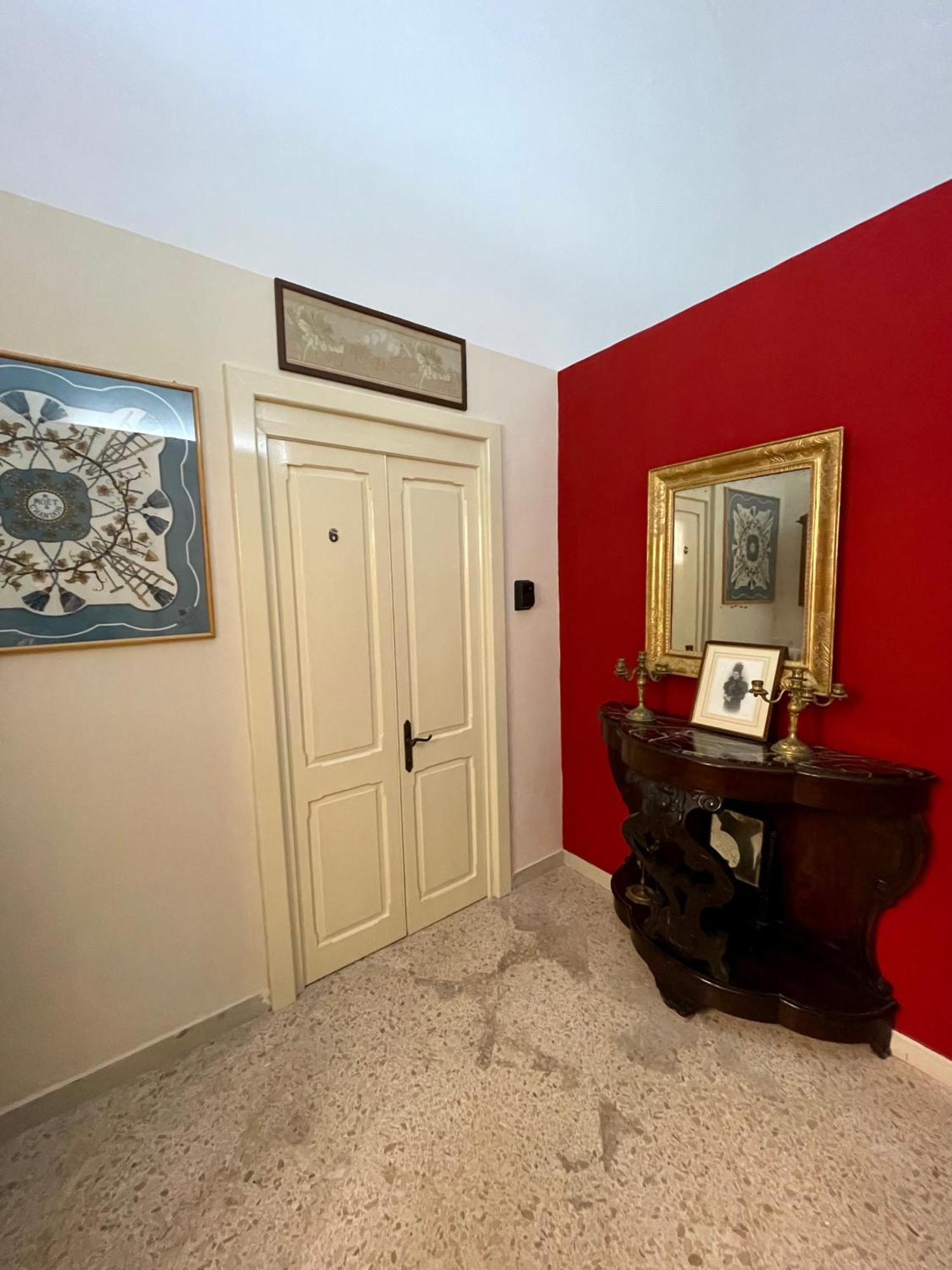 4 Balconi Rooms- Dimora Arditi B&B Lecce Exterior foto